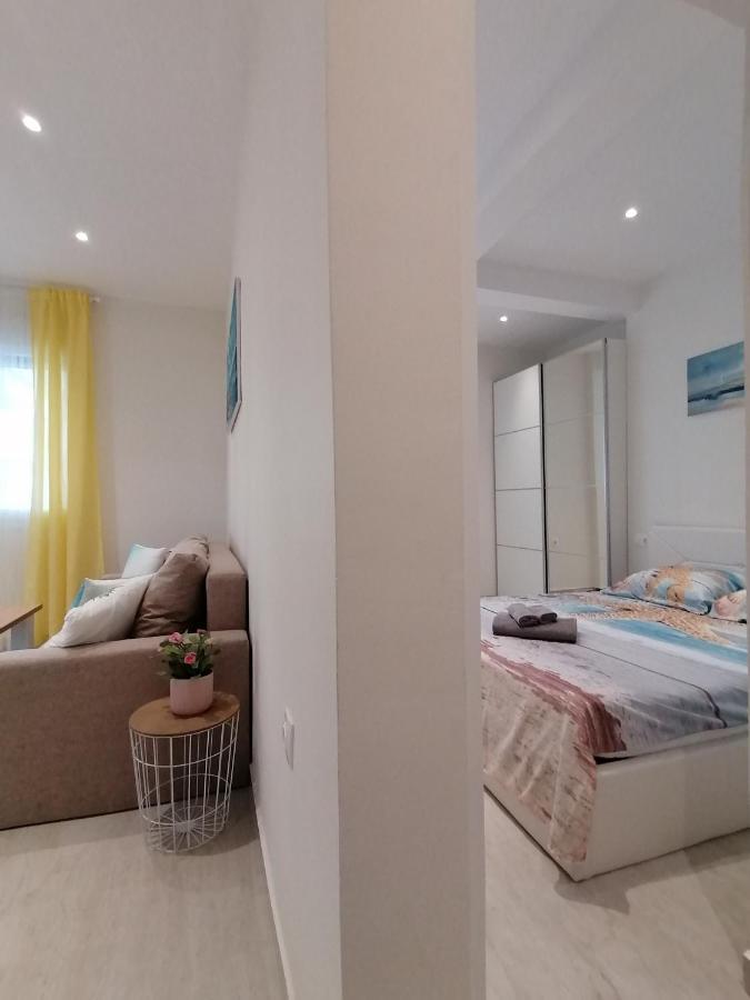 Sea Pleasure Apartment Peraía المظهر الخارجي الصورة
