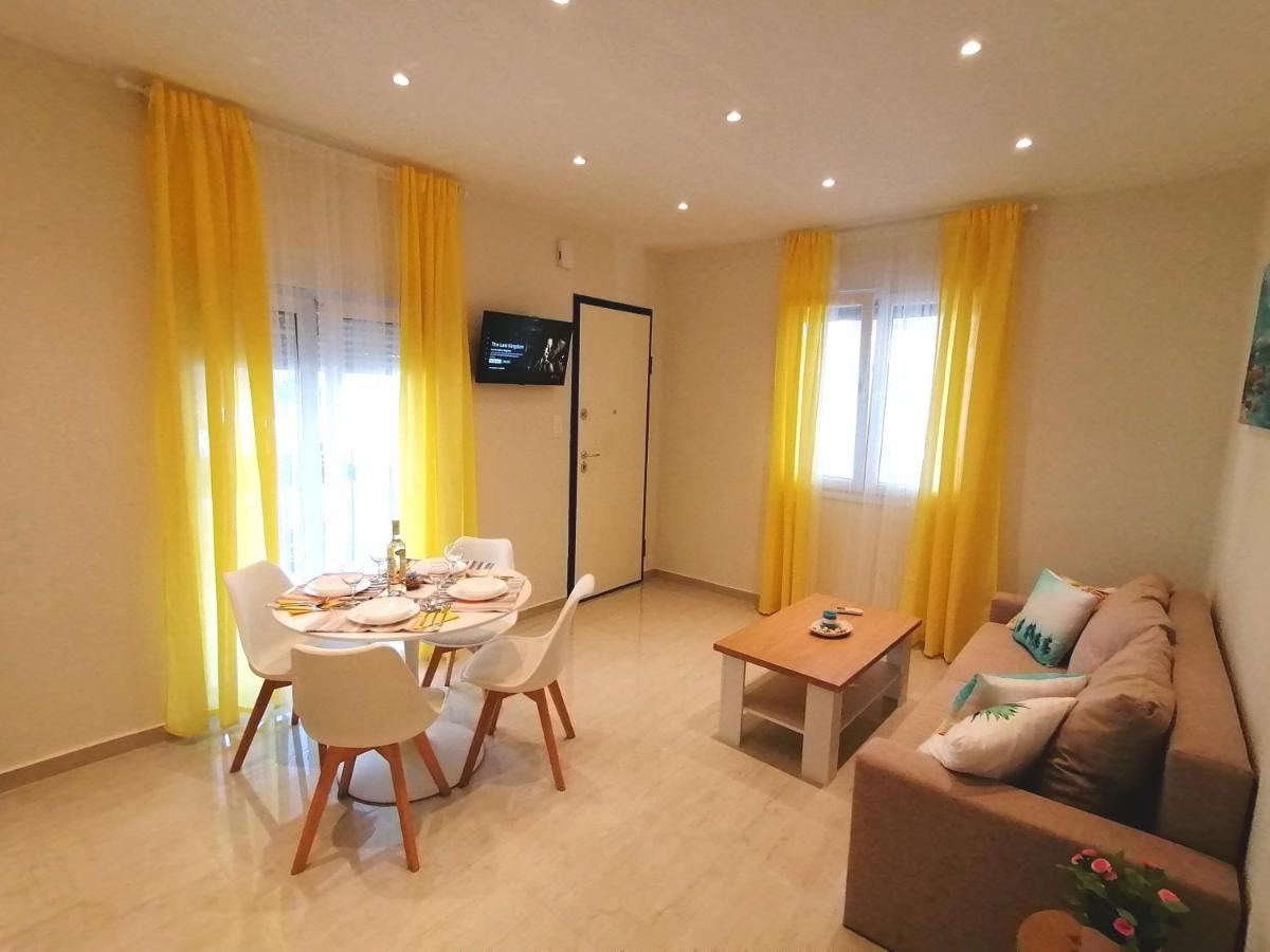 Sea Pleasure Apartment Peraía المظهر الخارجي الصورة