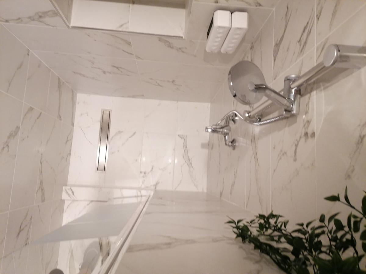Sea Pleasure Apartment Peraía المظهر الخارجي الصورة